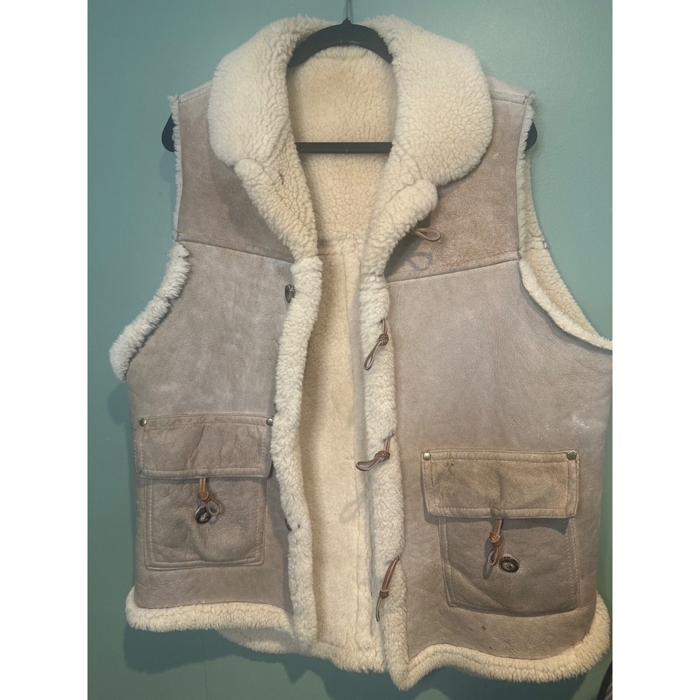 Vintage French Creek L Genuine Shearling Sheepskin Suede Vest Western USA Made